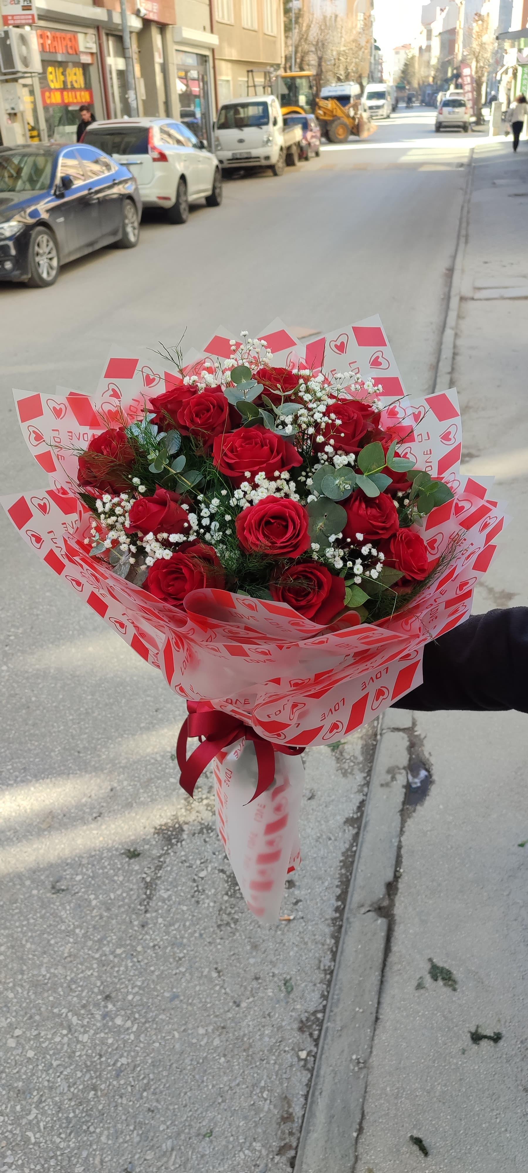 11'li Kırmızı Gül Buketi